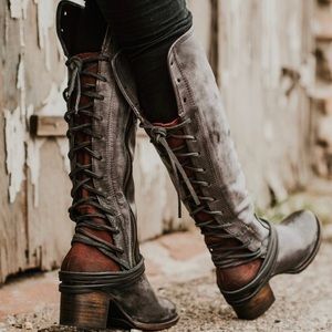 Freebird Coal Leather Boots size 9 Like new